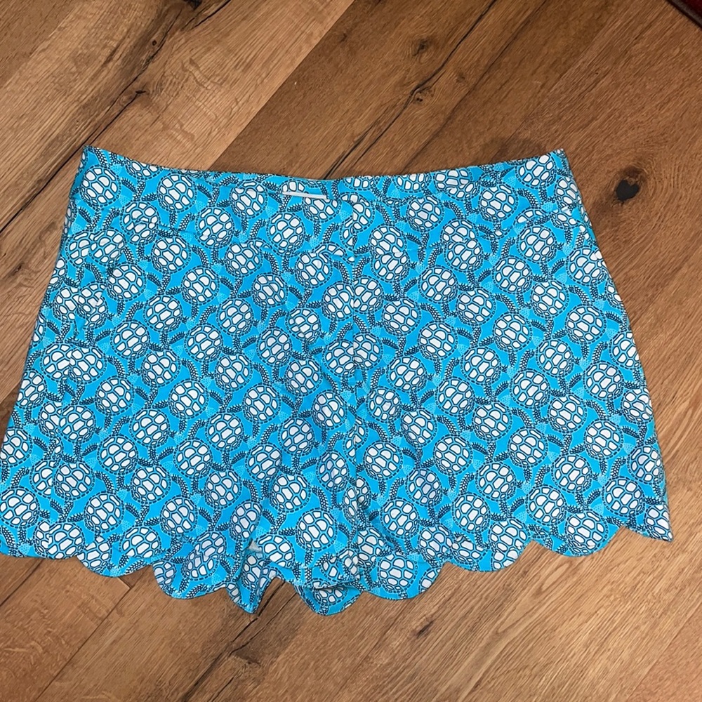 Crown & ivy shorts